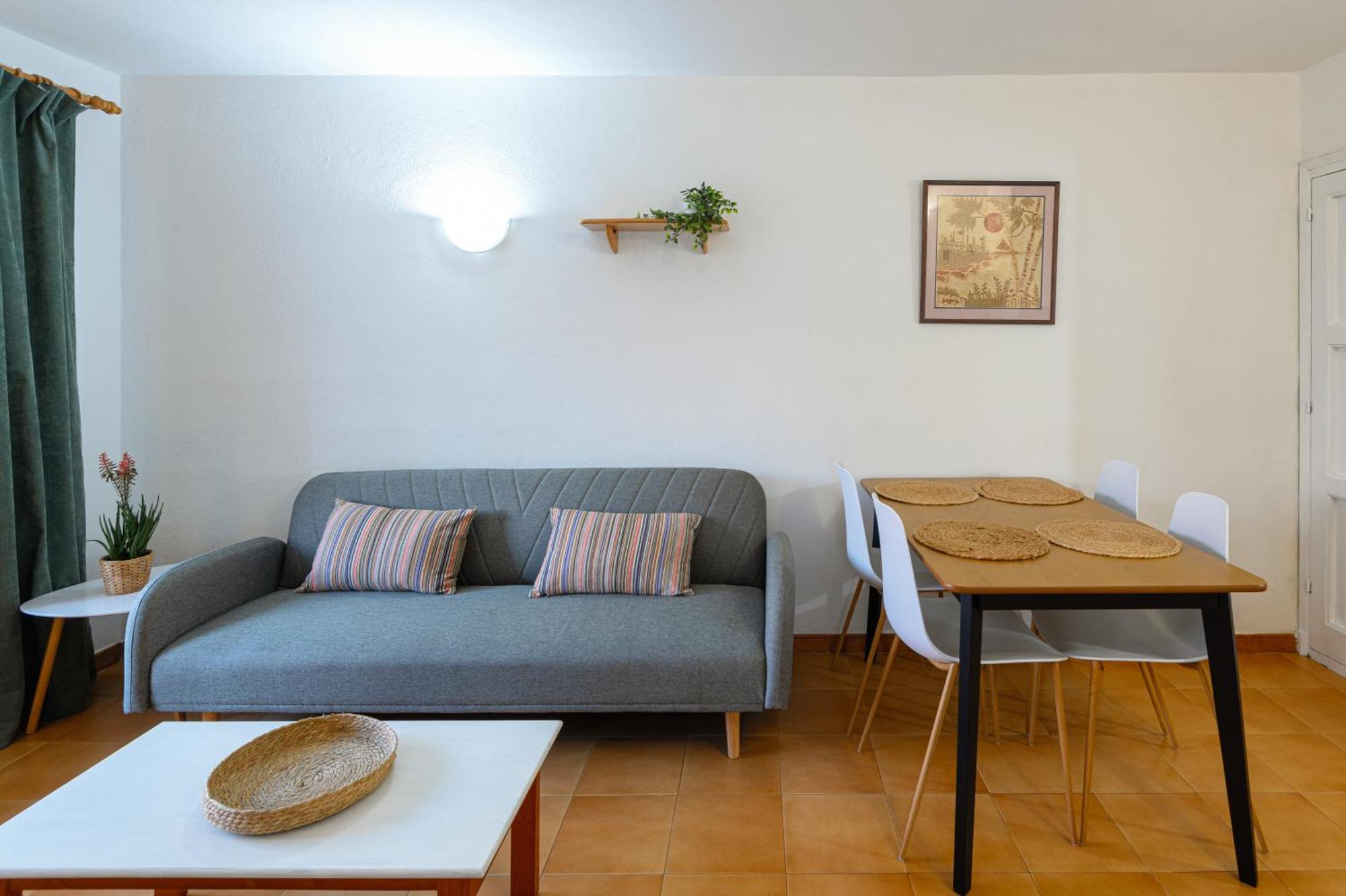 Appartement Menorca Sol Isla à Arenal d'en Castell Extérieur photo