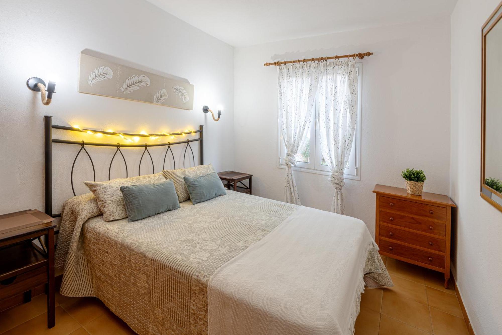 Appartement Menorca Sol Isla à Arenal d'en Castell Extérieur photo