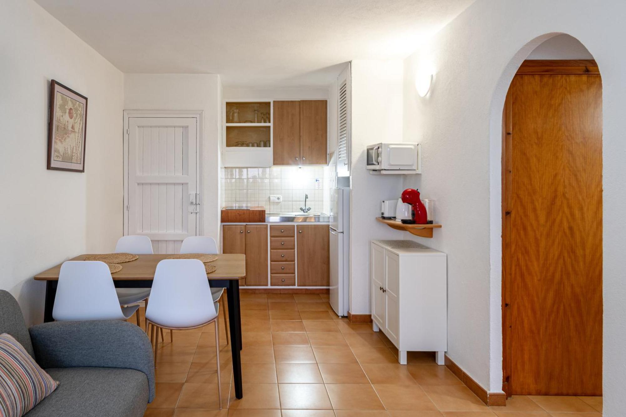 Appartement Menorca Sol Isla à Arenal d'en Castell Extérieur photo