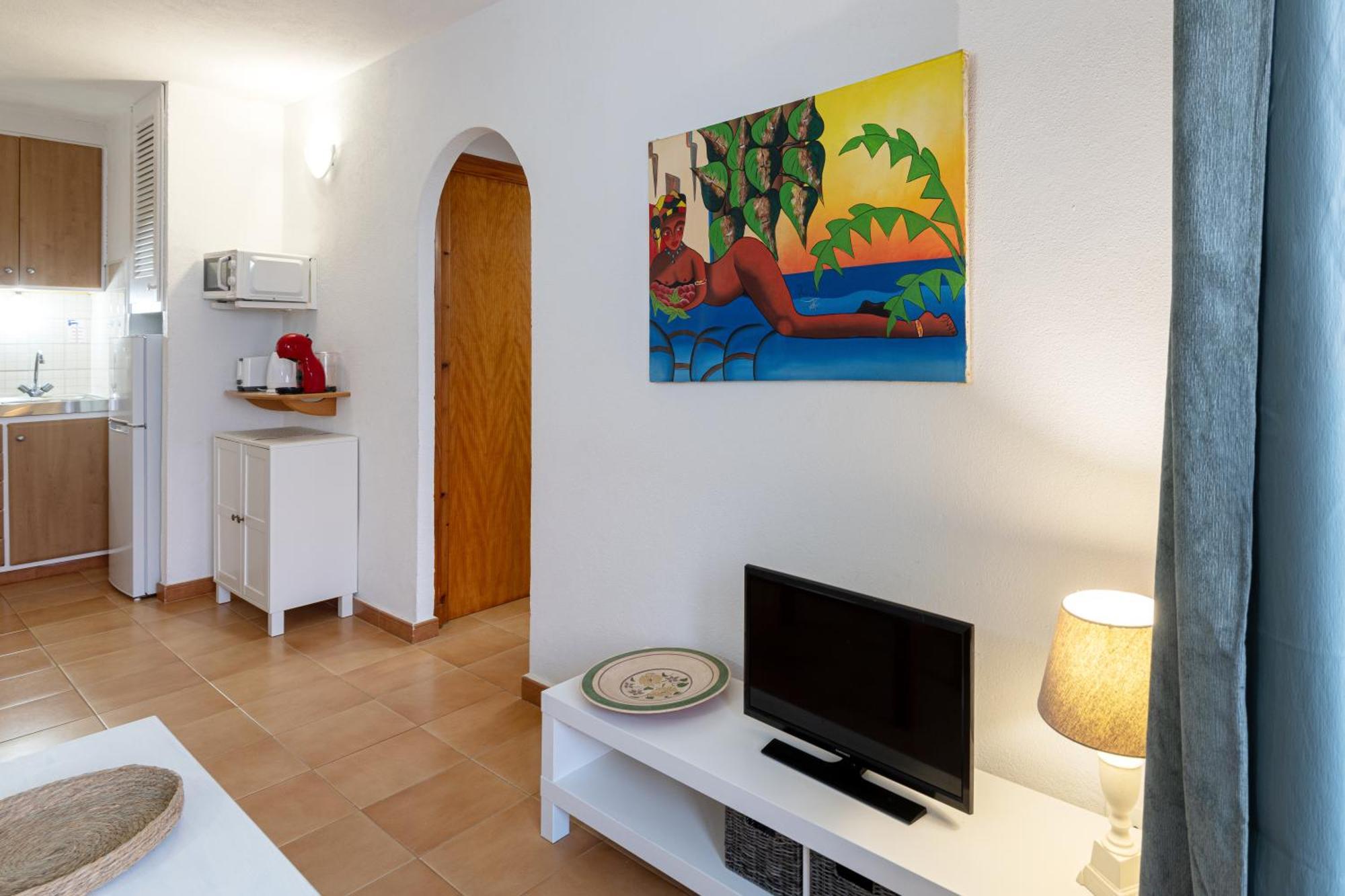 Appartement Menorca Sol Isla à Arenal d'en Castell Extérieur photo