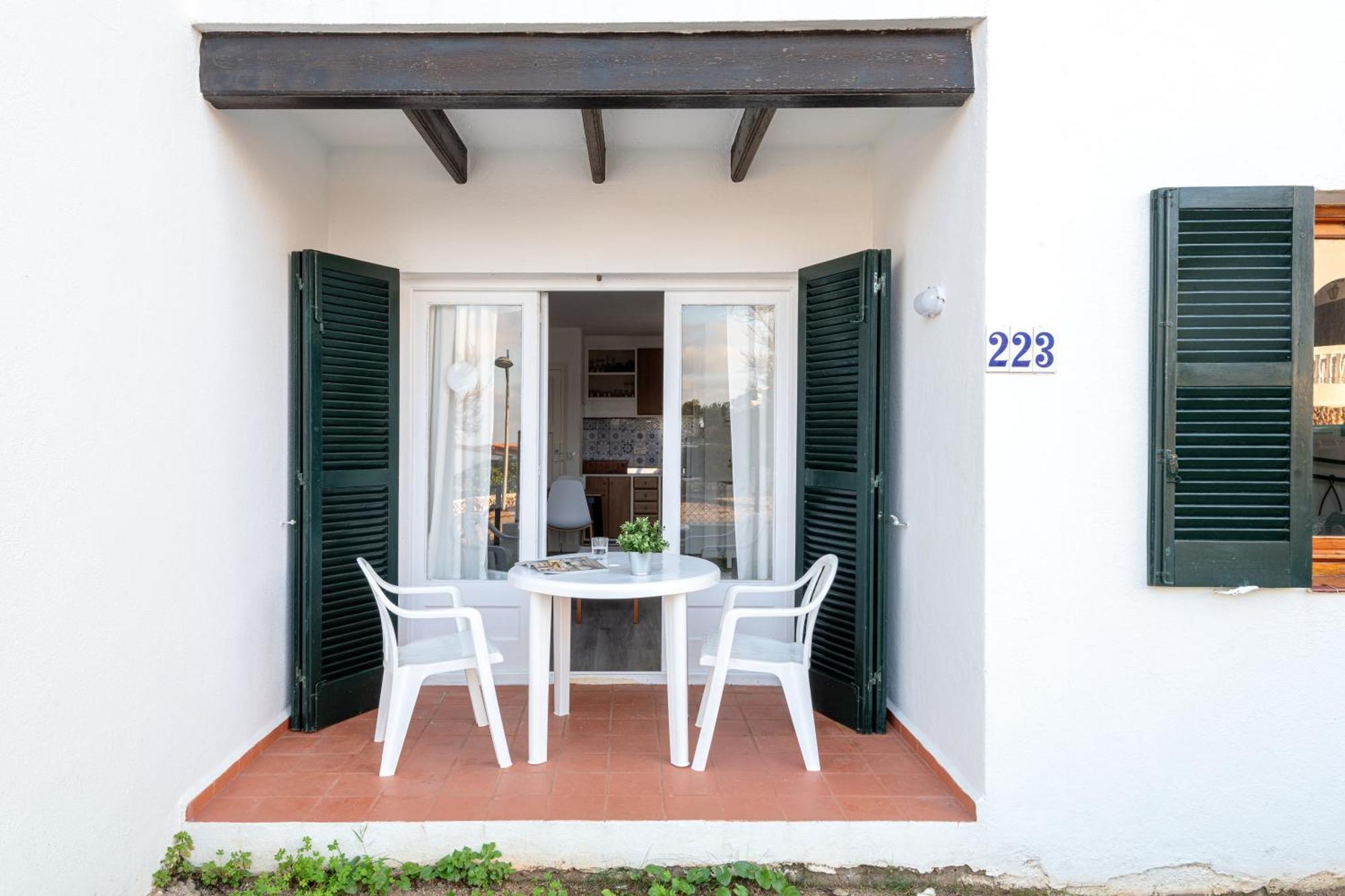 Appartement Menorca Sol Isla à Arenal d'en Castell Extérieur photo