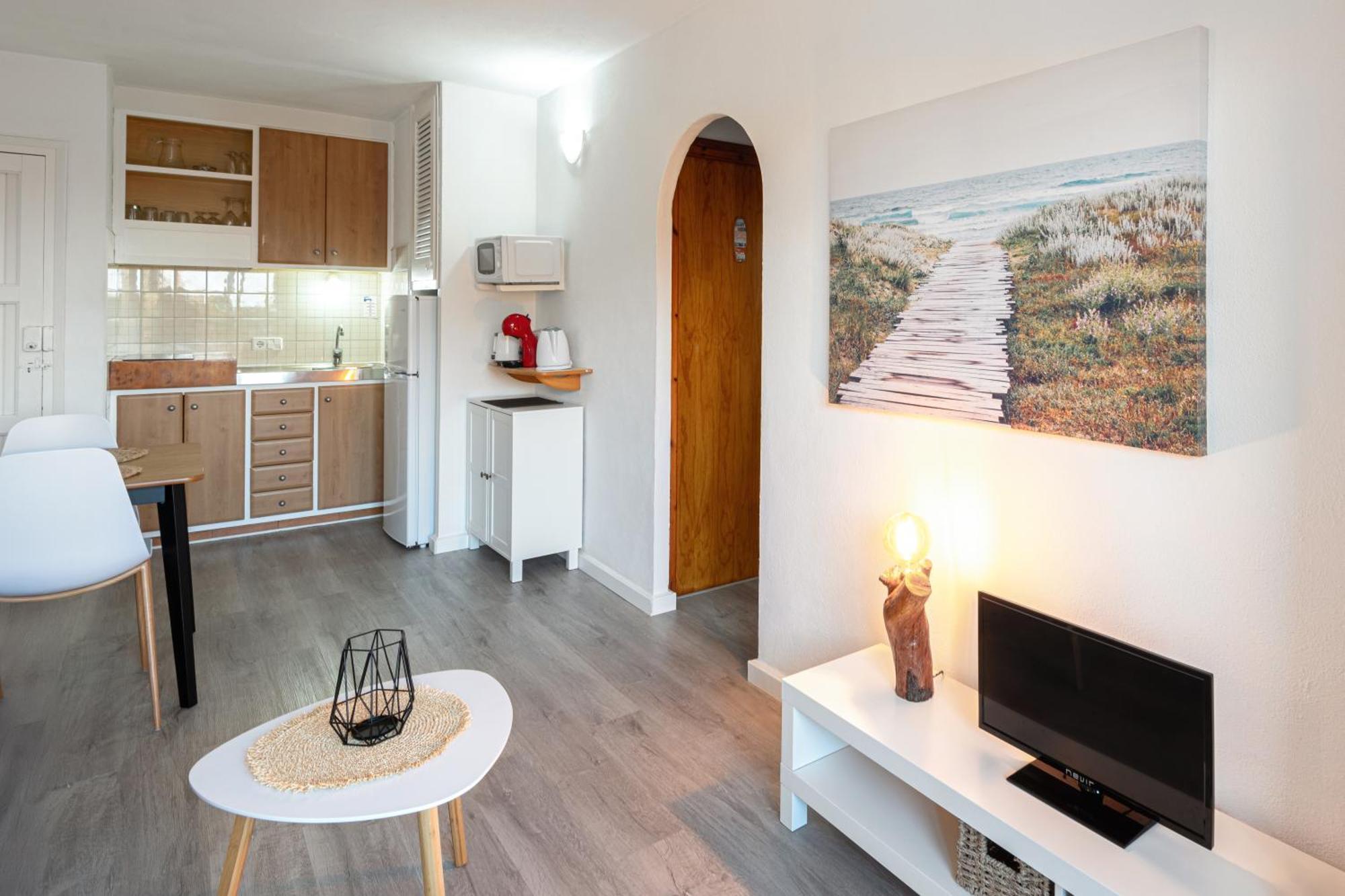 Appartement Menorca Sol Isla à Arenal d'en Castell Extérieur photo